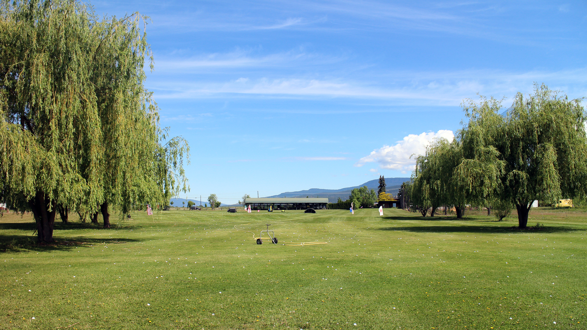 Plenty of space to practise driving range kelowna